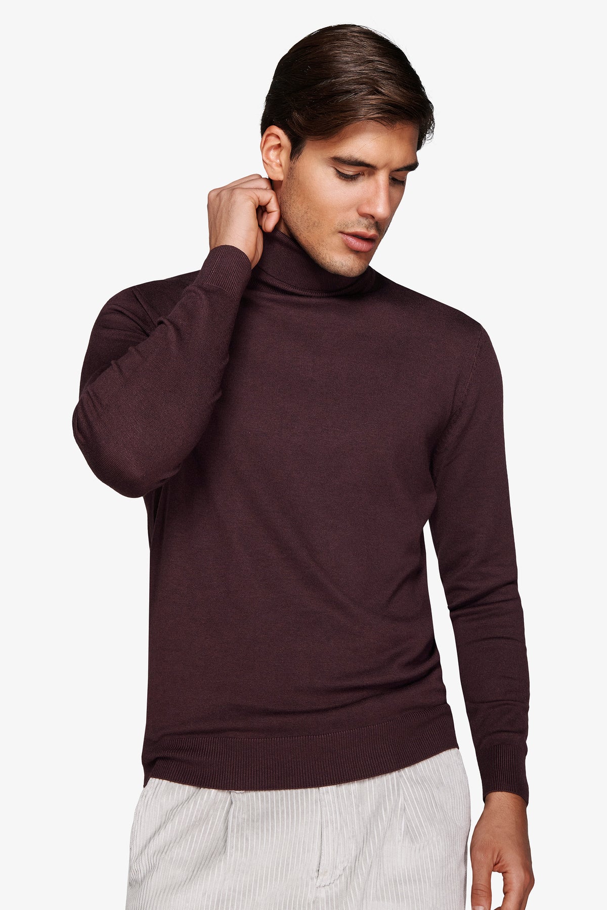 Maglia dolcevita basic bordeaux