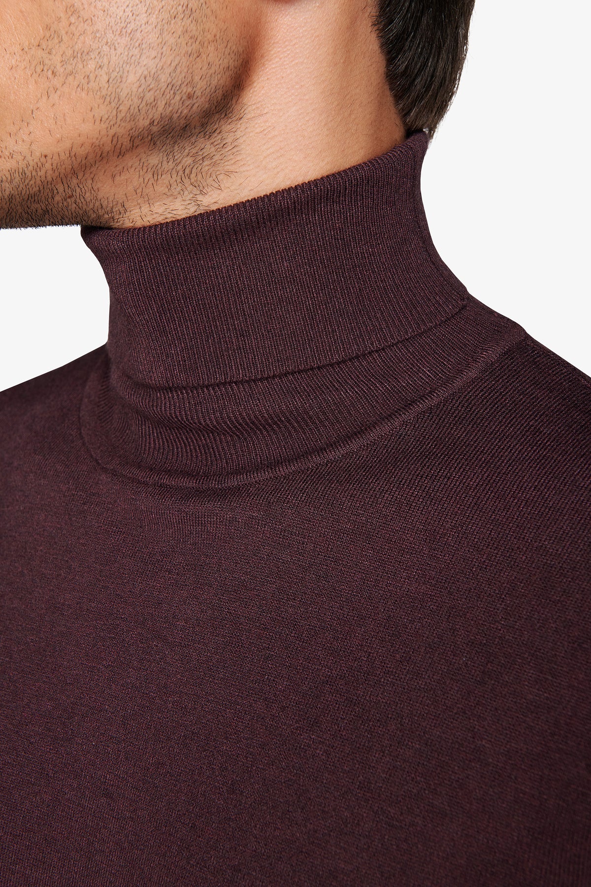 Maglia dolcevita basic bordeaux